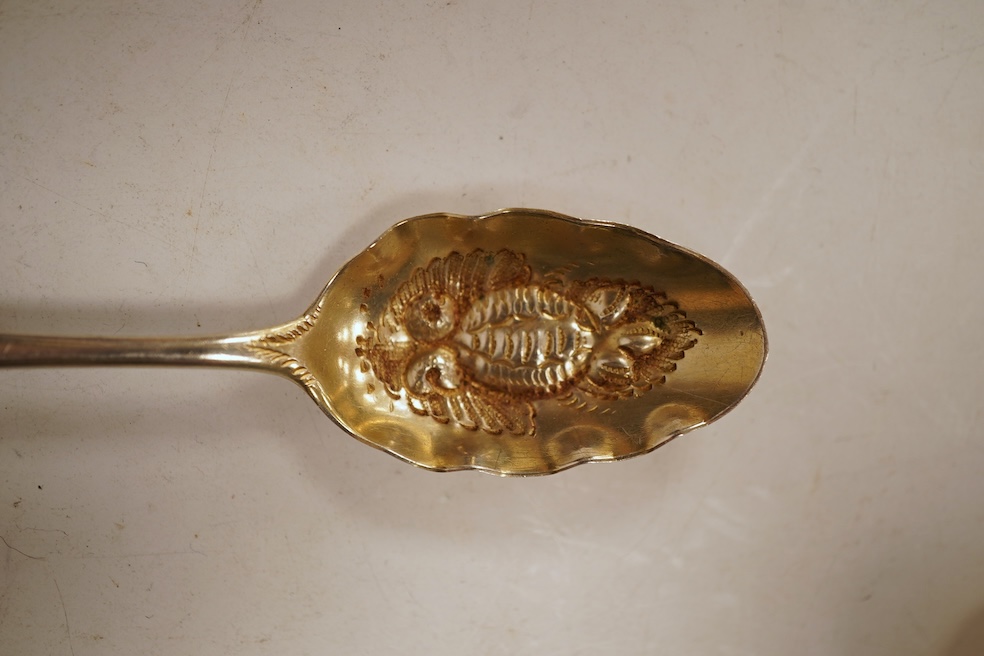 Three George III silver berry spoons, comprising a teaspoon and two Old English pattern tablespoons, one by Parsons & Goss, Exeter, 1807, 22.8cm, 4.2oz.